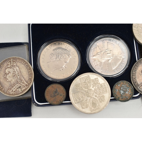 117 - A SMALL ASSORTMENT OF COINS, to include cased pair of five pound coins, also including four addition... 