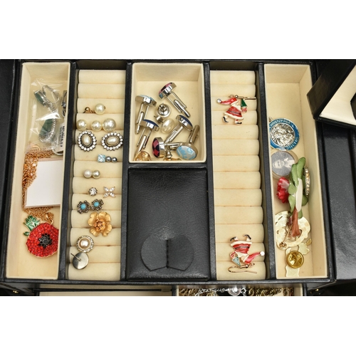 149 - TWO JEWELLERY BOXES AND JEWELLERY, large jewellery boxes containing assorted jewellery, including a ... 