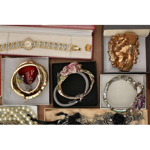 152 - A LARGE BOX OF ASSORTED COSTUME JEWELLERY, to include a long strand of cultured fresh water pearls, ... 