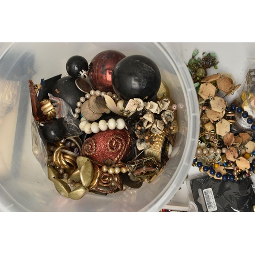 154 - A BOX OF COSTUME JEWELLERY AND WHITE METAL WARE, large quantity of assorted costume earrings, beaded... 