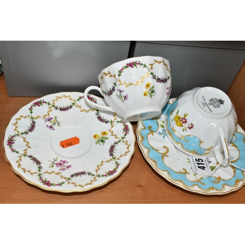 415 - TWO BOXED SETS OF TWO ROYAL WORCESTER TEA CUPS AND SAUCERS, two pairs of duo cup-and-saucer sets in ... 