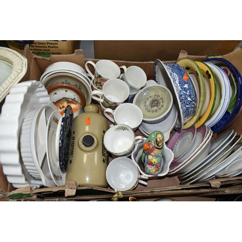 535 - SEVEN BOXES AND LOOSE CERAMICS AND GLASSWARE, to include Royal Worcester 'Evesham' oven dishes, Wedg... 