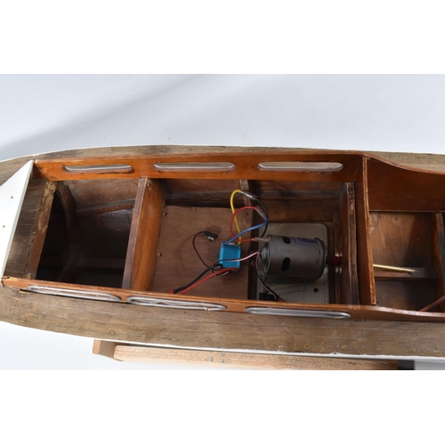 106 - A VINTAGE WOODEN RADIO CONTROL CABIN CRUISER, not tested, motor but no battery, scratch or kit built... 