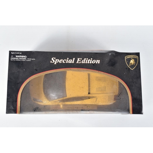 119 - FIVE BOXED AND TWO LOOSE DIECAST MODEL VEHICLES, to include a Bburago Lamborghini Countach 1988 numb... 