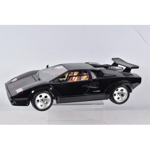 119 - FIVE BOXED AND TWO LOOSE DIECAST MODEL VEHICLES, to include a Bburago Lamborghini Countach 1988 numb... 