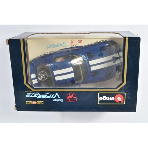 122 - FIVE BOXED AND FOUR LOOSE MODEL VEHICLES,  boxed models include a 1:18 scale Maisto Aston Martin DB7... 