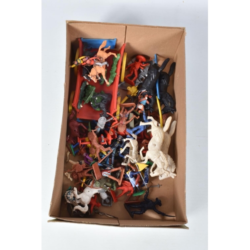 176 - A QUANTITY OF BOXED AND UNBOXED ASSORTED PLASTIC  FIGURES, mainly Knight, Red Indian, Cowboy and Cav... 