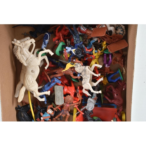 176 - A QUANTITY OF BOXED AND UNBOXED ASSORTED PLASTIC  FIGURES, mainly Knight, Red Indian, Cowboy and Cav... 