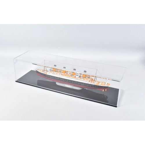 194 - THREE CONSTRUCTED REVELL PLASTIC KITS OF BRITISH SHIPS ALL HOUSED IN PERSPEX DISPLAY CASES, 'Mayflow... 