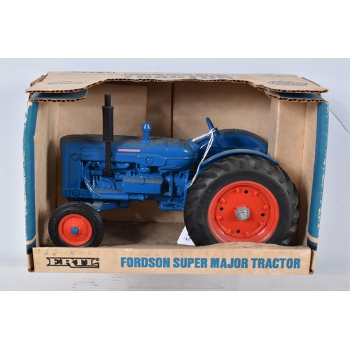 198 - FIVE BOXED ERTL DIECAST TRACTOR MODELS, 1/16 scale, Case 'Vac' Tractor, No.632, Farmall Cub Tractor,... 