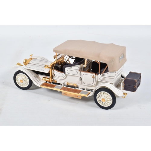 201 - A CASED FRANKLIN MINT 1911 ROLLS-ROYCE TOURER, housed in a Franklin Mint diorama with lift-off Persp... 