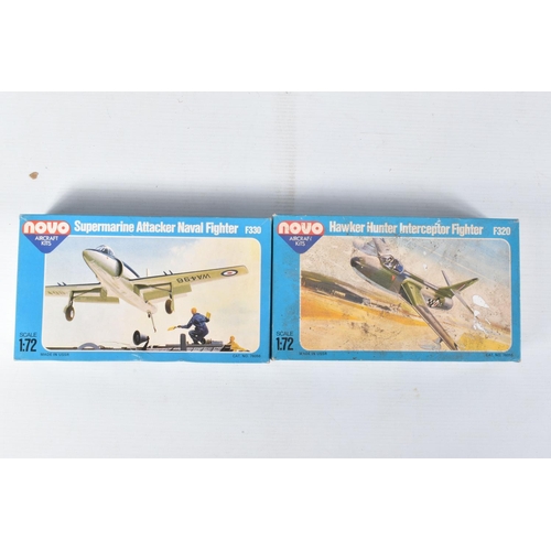 205 - ELEVEN UNBUILT BOXED MODEL AIRCRAFT KITS, made up of Eight 1:72 scale Frog models to include, a Vamp... 