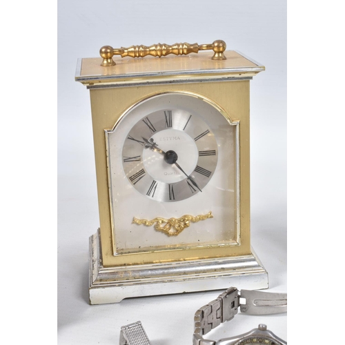 87 - A SMALL COLLECTION OF WATCHES AND QUARTZ CARRIAGE CLOCKS, to include two quartz carriage clocks, one... 