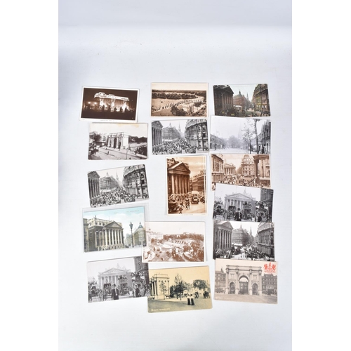 416 - A LARGE COLLECTION OF POSTCARDS, APPROXIMATELY 850, to include Kenwood, Kew Gardens, Kings College, ... 