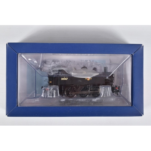 357 - A BOXED OO GAUGE BACHMANN BRANCHLINE MODEL RAILWAY LOCOMOTIVE USA Tank 0-6-0T no. 30067 in BR Black ... 