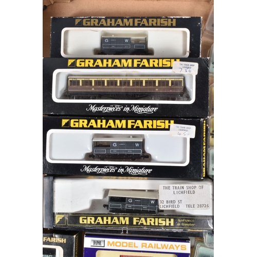 369 - A QUANTITY OF BOXED AND UNBOXED N GAUGE PASSENGER AND FREIGHT ROLLING STOCK, Graham Farish, Peco, Li... 