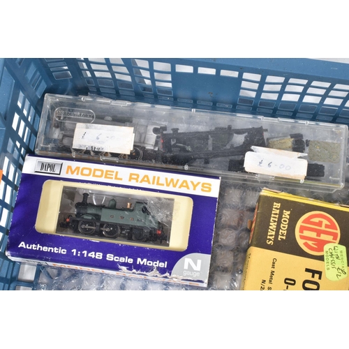 370 - A QUANTITY OF BOXED AND UNBOXED N GAUGE LOCOMOTIVES, to include Peco Jubilee class, renamed and numb... 