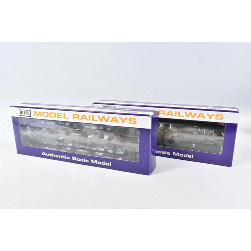 375 - FIVE BOXED OO GAUGE DAPOL MODEL RAILWAY WAGON FREIGHTLINERS AND ACCESSORIES, to include two packs wi... 