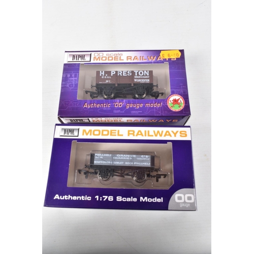 381 - TEN  BOXED  OO GAUGE  DAPOL MODEL RAILWAY  WAGONS, to include a Porthywaen Lime Co Limited Edition w... 