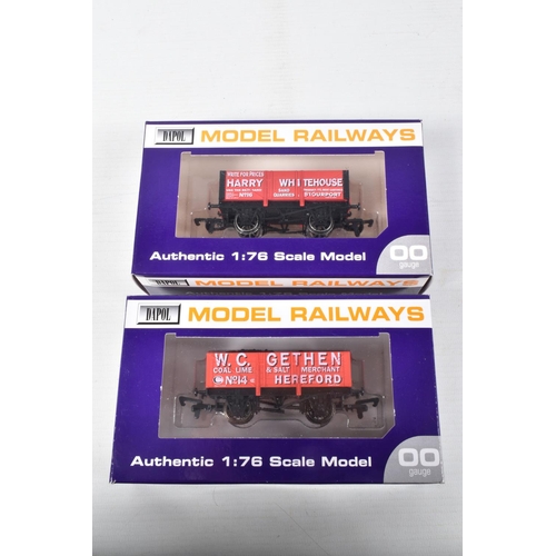 381 - TEN  BOXED  OO GAUGE  DAPOL MODEL RAILWAY  WAGONS, to include a Porthywaen Lime Co Limited Edition w... 