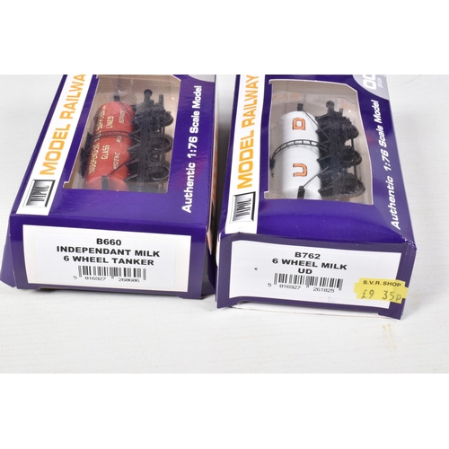 383 - TEN BOXED OO GAUGE DAPOL MODEL RAILWAY WAGON SIX WHEEL TANKERS, to include a Milk UD, item no. B762,... 