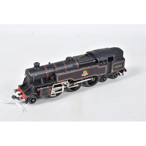 384 - THREE BOXED OO GAUGE LOCOMOTIVES, Hornby Dublo class 4MT Standard Tank No.80054, B.R. black livery (... 