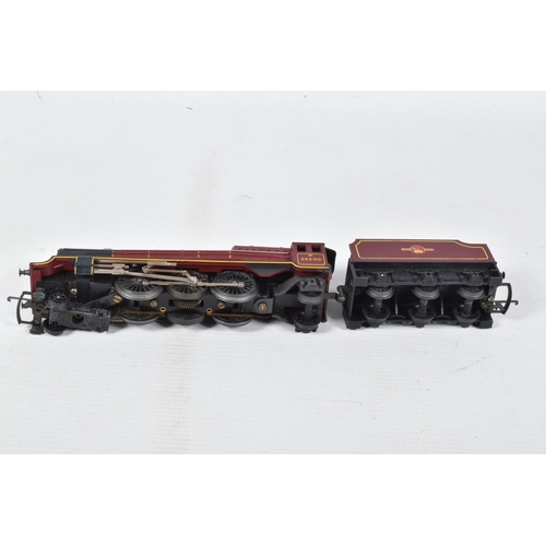 385 - A QUANTITY OF UNBOXED AND ASSORTED TRI-ANG RAILWAYS OO GAUGE LOCOMOTIVES, class 3F No.3775, M.R. mar... 