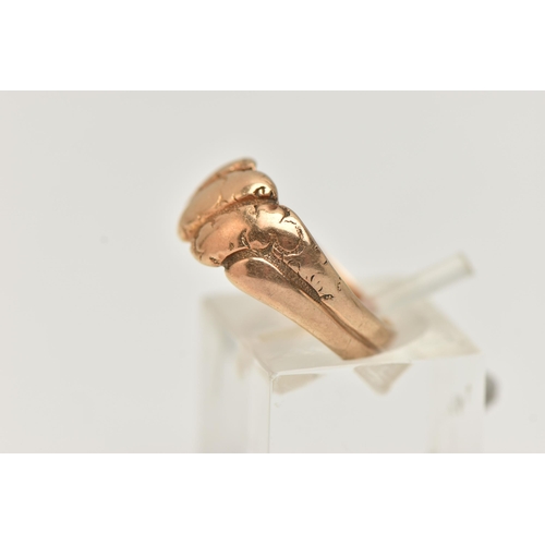 17 - AN EARLY 20TH CENTURY, 18CT GOLD RING, knot style with worn engraving, hallmarked 18ct Birmingham 19... 