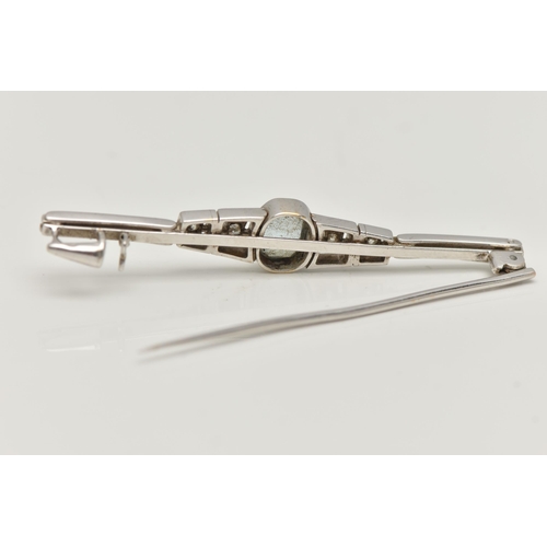 114 - AN ART DECO WHITE METAL AQUAMARINE AND DIAMOND BAR BROOCH, a principally set oval cut aquamarine in ... 