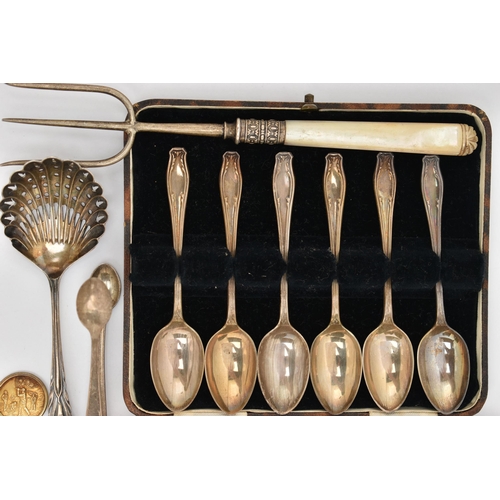 140 - ASSORTED SILVER CUTLERY, to include a cased set of six silver teaspoons, hallmarked 'James Deakin & ... 