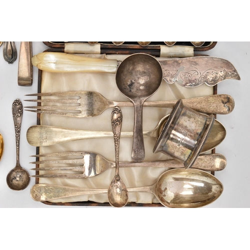 140 - ASSORTED SILVER CUTLERY, to include a cased set of six silver teaspoons, hallmarked 'James Deakin & ... 