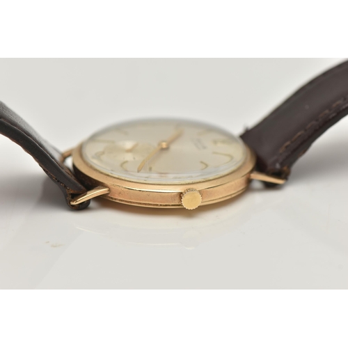 93 - A GENTS 9CT GOLD 'AVIA' WRISTWATCH, manual wind, round silvered dial signed 'Avia 17 Jewels', Arabic... 