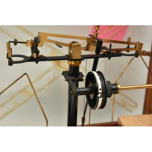 166 - AN EARLY 20TH CENTURY BRASS 'KIMA,' PETROLOGICAL MICROSCOPE, A SET OF BRASS SCALES AND GEMMOLOGICAL ... 