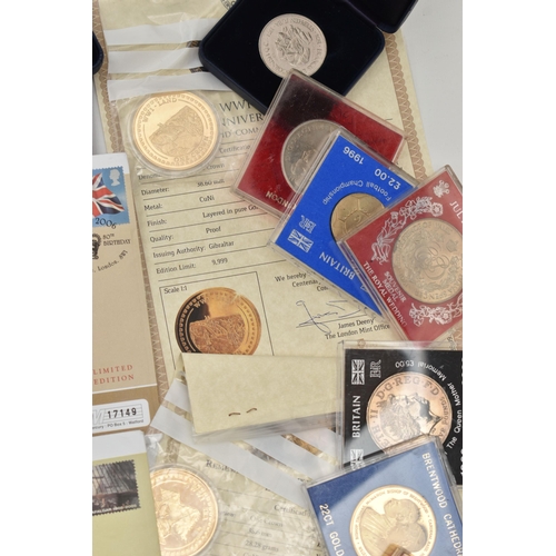 176 - A CARDBOARD BOX CONTAINING MIXED COINS AND COMMEMORATIVES, to include 3x carded £5 coins, a Guernsey... 