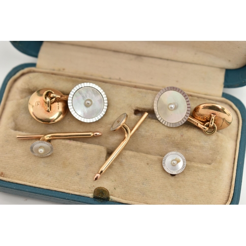 180 - A BOXED SET OF VINTAGE 'TIFFANY & CO' GENTS CUFFLINKS AND SHIRT STUDS, yellow and white metal round ... 