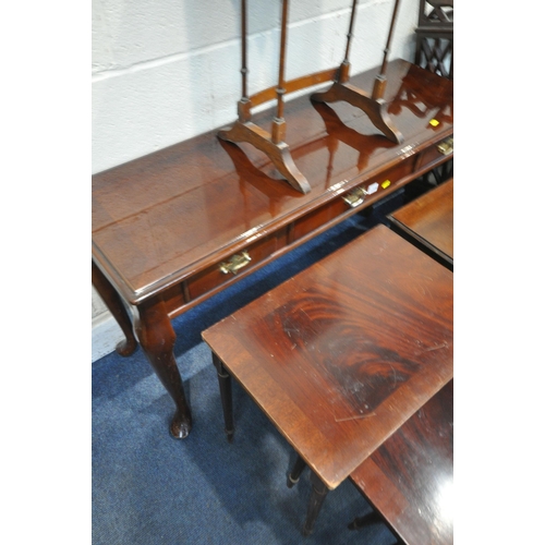 1255 - A SELECTION OF 20TH CENTURY MAHOGANY OCCASIONAL FURNITURE, to include a side table, with a single dr... 