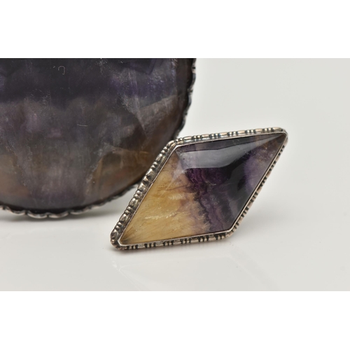 37 - TWO PIECES OF BLUE JOHN FLOURITE JEWELLERY, to include a large white metal round, buckle, set with a... 