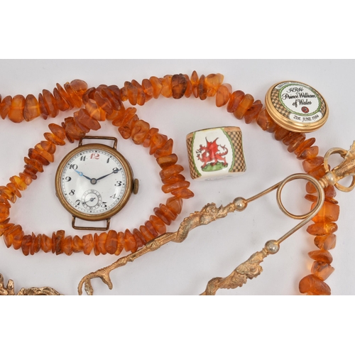 76 - A BAG OF ASSORTED JEWELLERY, to include a copal amber bead necklace, 'Halycon Days' commemorative tr... 