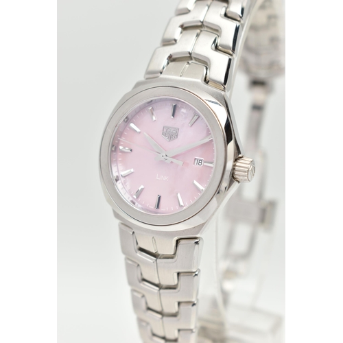 84 - A 'TAG HEUER' LINK LADIES WRISTWATCH, quartz movement, pink dial signed 'Tag Heuer Link', baton mark... 