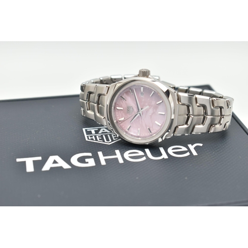 84 - A 'TAG HEUER' LINK LADIES WRISTWATCH, quartz movement, pink dial signed 'Tag Heuer Link', baton mark... 