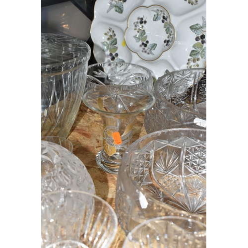 329 - A GROUP OF GLASS WARE AND CERAMICS, to include six Waterford Tramore pattern glasses: two red wine a... 