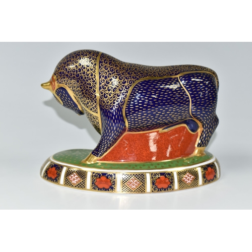 349 - A ROYAL CROWN DERBY IMARI GRECIAN BULL PAPERWEIGHT, first quality, gold stopper, red backstamp, date... 