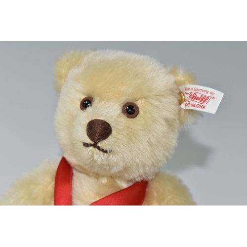 384 - A STEIFF 100 YEARS ANNIVERSARY TEDDY BEAR, light blonde mohair 'fur', gold coloured ear button and w... 