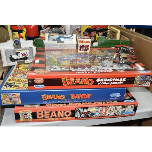 445 - A COLLECTION OF MODERN BEANO AND DENNIS THE MENACE COLLECTABLES AND MEMORABILIA, to include mugs, Da... 