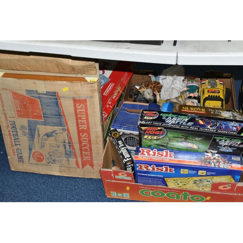 455 - A QUANTITY OF ASSORTED TOYS AND GAMES, to include boxed Spears Brickplayer set, boxed Merit Merry Mi... 