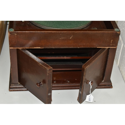 457 - AN EARLY 20TH CENTURY MAHOGANY STAINED HMV TABLE TOP GRAMOPHONE, fitted with an HMV No.4 soundbox wi... 