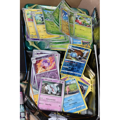 462 - OVER 500 UNIQUE ENGLISH POKEMON CARDS, primarily from the Sword & Shield era to the Scarlet & Violet... 