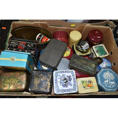 519 - FIVE BOXES AND LOOSE ADVERTISING TINS AND OTHER METALWARE, to include twenty nine advertising tins o... 