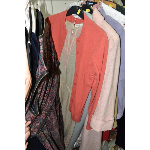 529 - THREE BOXES AND LOOSE VINTAGE CLOTHING AND ACCESSORIES, to include a collection of ladies' silk scar... 