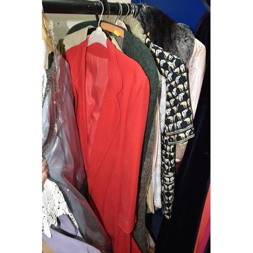 529 - THREE BOXES AND LOOSE VINTAGE CLOTHING AND ACCESSORIES, to include a collection of ladies' silk scar... 